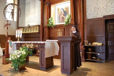 Msza Święta w Sanktuarium Matki Bożej Bolesnej, czyta s. Rufina