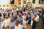 Kościół pw. Św. Apostołów Piotra i Pawła w Kraśniczynie, wspólna modlitwa  w czasie Mszy Św.
