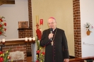 ks. abp Stanisław Budzik przemawia do zgromadzonych osób
