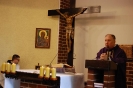 Kaplica w Domu Nadziei, Msza Święta, ks. Ryszard głosi homilię
