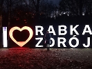 Święcący napis Kocham Rabę Zdrój